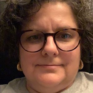 Meet your Posher, Whitney